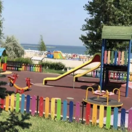 Black Sea Апартаменти Констанца